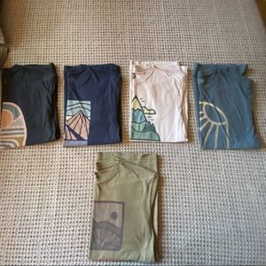 Wohven set of 5 graphic tee set